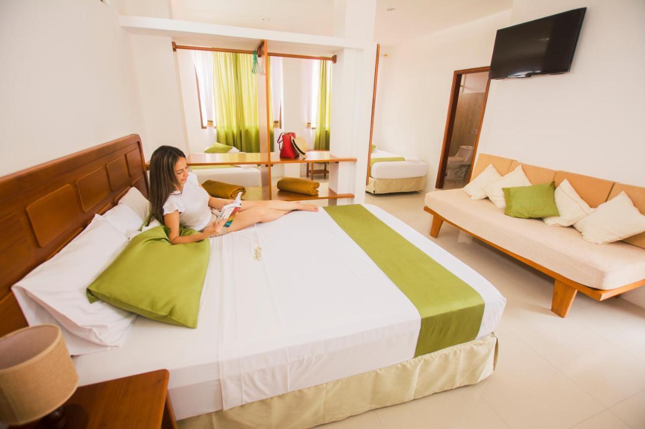 Hostal Suenos Silvestres Puerto Ayora  Exteriör bild